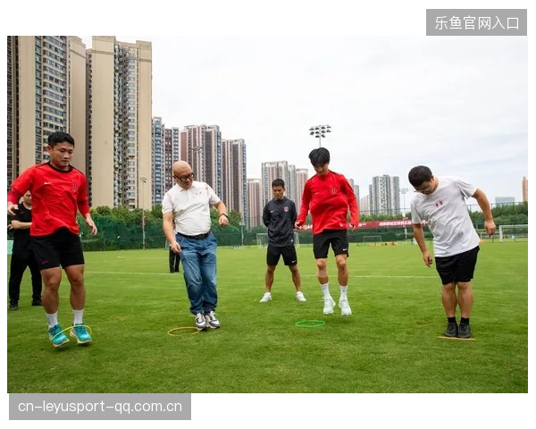 成都蓉城亚冠之路：机遇与陷阱并存的现实